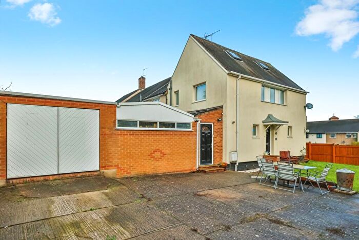 2 Bedroom Semi-Detached House For Sale In Thistledown Road, Nottingham, Nottinghamshire, NG11