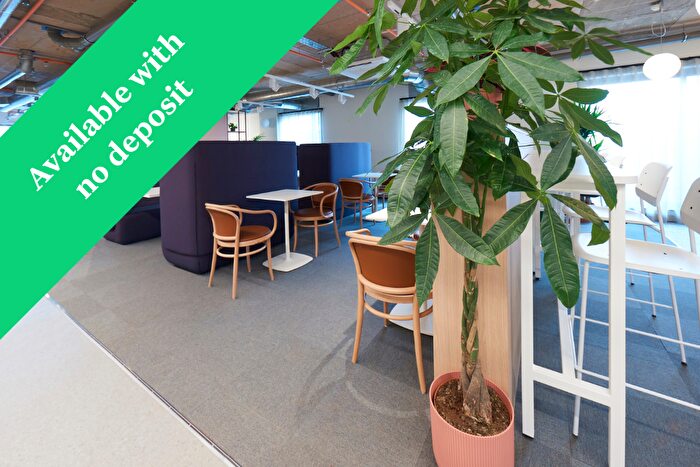 Studio To Rent In Gladstone Road, Exeter, Devon, EX1