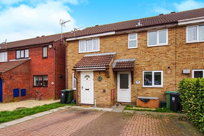 2 Bedroom Property To Rent In Yate, Bristol, BS37