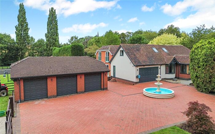4 Bedroom Equestrian Facility For Sale In Lambley Road, Lowdham, Nottingham, NG14