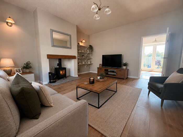 2 Bedroom Terraced House For Sale In Commercial Street, Loveclough, Rossendale, BB4