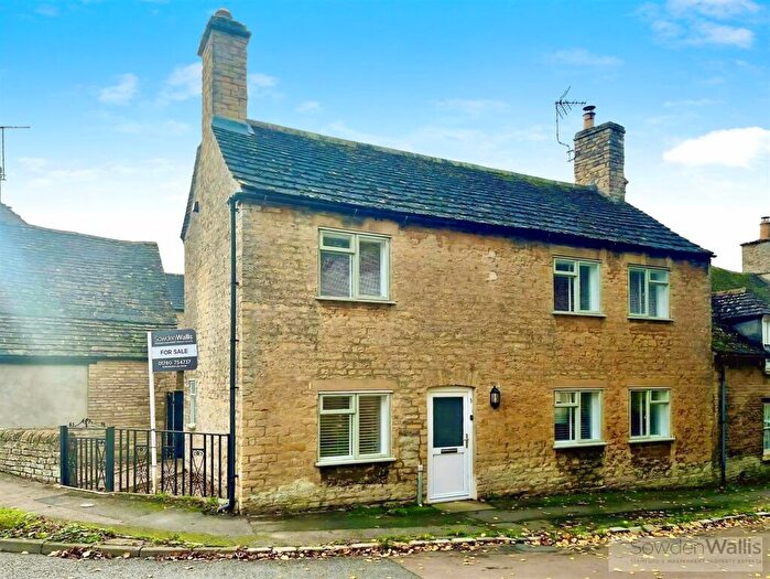 3 Bedroom End Of Terrace House For Sale In High Street, Collyweston, Stamford, PE9