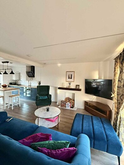 3 Bedroom End Terrace House To Rent In Newton Road, Newtonhill, AB39