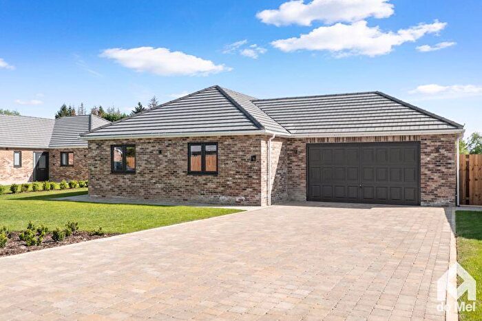 3 Bedroom Bungalow For Sale In Meadow Place, Down Hatherley Lane, GL2