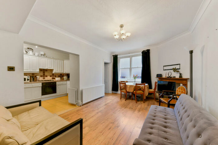 1 Bedroom Flat To Rent In Drayton Gardens, SW10