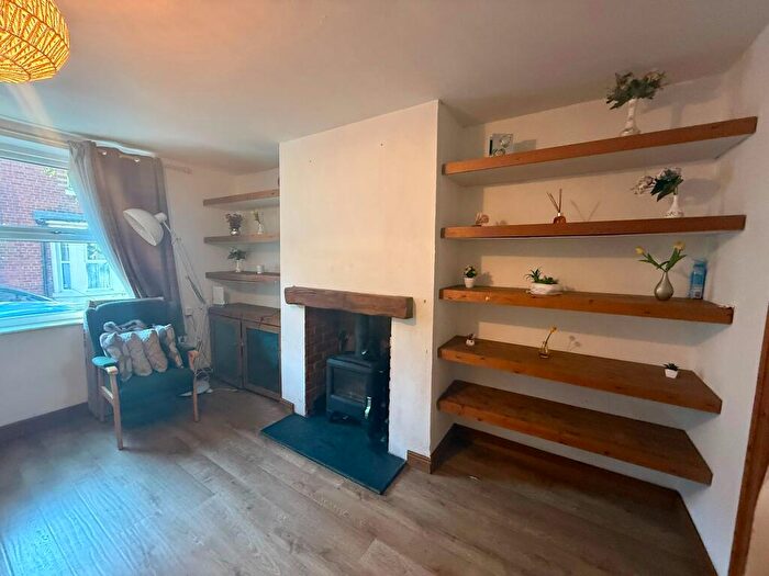 3 Bedroom Terraced House For Sale In Wellington Street, Preston, PR1