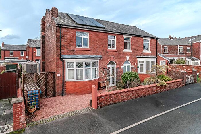 3 Bedroom Detached House For Sale In Lawrence Road, Chorley, PR7
