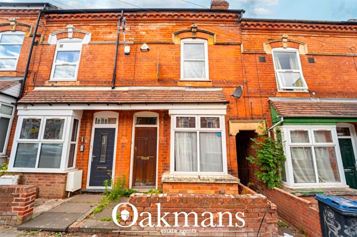 4 Bedroom House To Rent In Dawlish Road, Birmingham, West Midlands, B29