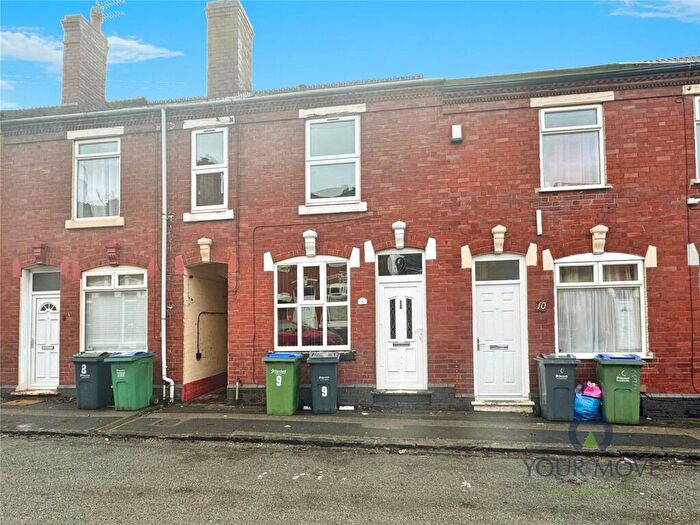 2 Bedroom Terraced House To Rent In Bearmore Road, Cradley Heath, West Midlands, B64