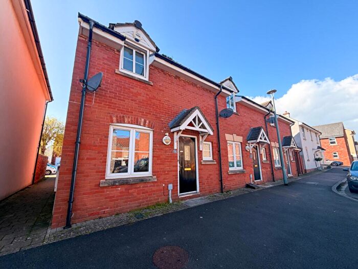 3 Bedroom End Of Terrace House For Sale In Marjoram Way, Portishead, Bristol, Somerset, BS20