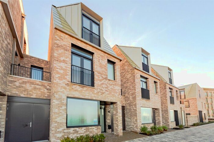 3 Bedroom Terraced House To Rent In Aston Terrace, Cambridge, CB3