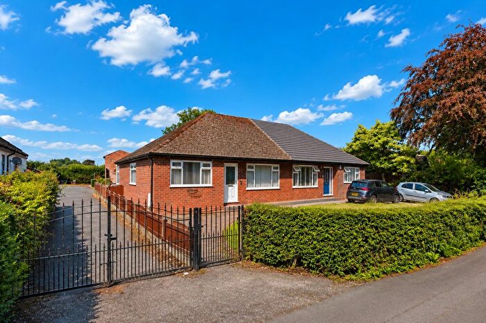 3 Bedroom Semi Detached Bungalow For Sale In Glazebrook, Warrington, Cheshire, WA3