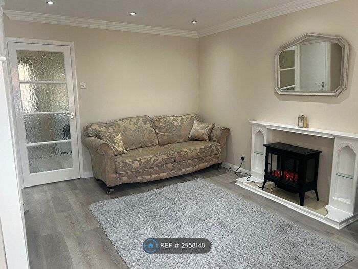 2 Bedroom Semi-Detached House To Rent In Station Court, Hornsea, HU18