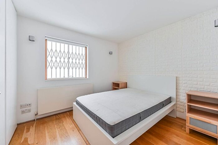 1 Bedroom Flat For Sale In Elias Place, Vauxhall, London, SW9