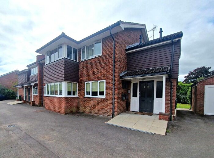 1 Bedroom Flat To Rent In Belfry Court, Hunts Pond Road, Locks Heath, SO31