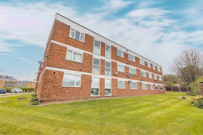 1 Bedroom Flat To Rent In Hunter Court, SL1