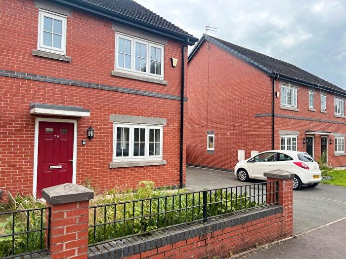 3 Bedroom Semi-Detached House To Rent In Kirkstall Avenue, Heywood, Greater Manchester, OL10