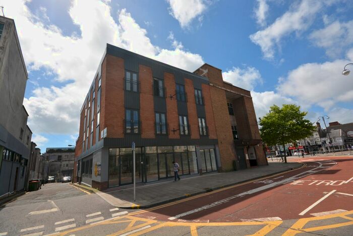 1 Bedroom Flat To Rent In The Kingsway, Malcolm Struel House, City Centre, SA1