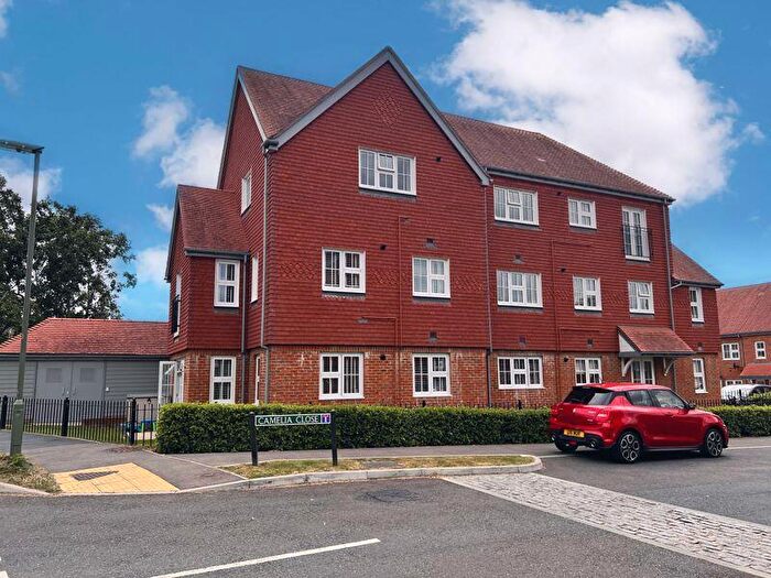 2 Bedroom Apartment For Sale In Tadworth, KT20