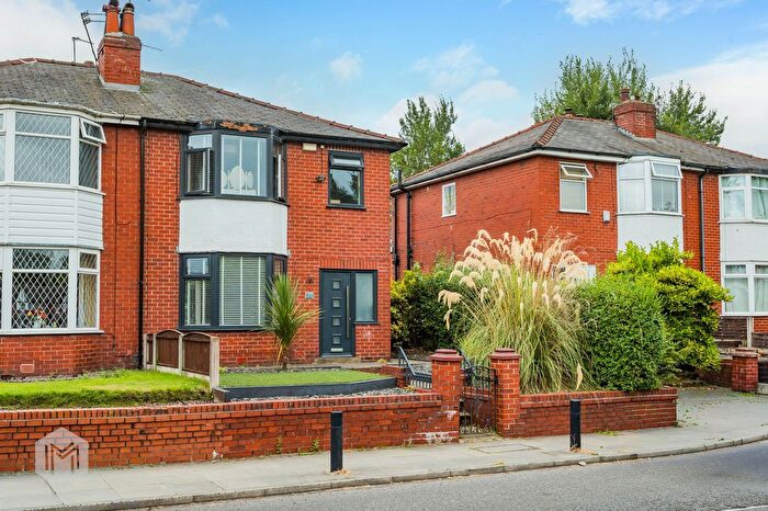 3 Bedroom Semi-Detached House For Sale In Bury Road, Tottington, BL8