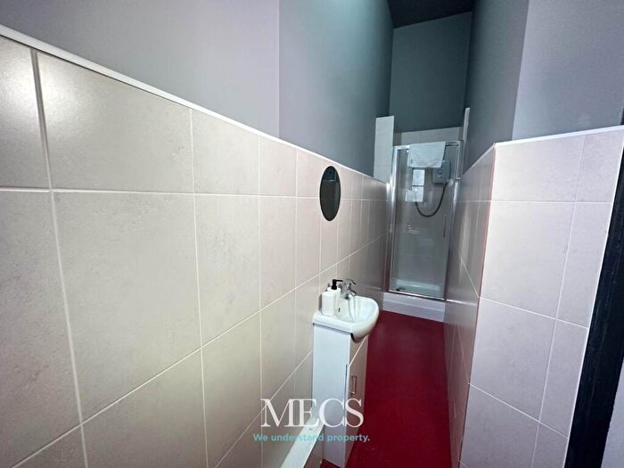 1 Bedroom Semi-Detached House To Rent In Station Hotel, Castle Hill, Dudley, West Midlands, DY1