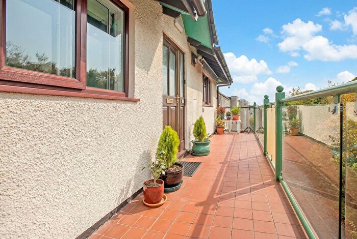 2 Bedroom Flat For Sale In Herons Quay, Sandside, LA7