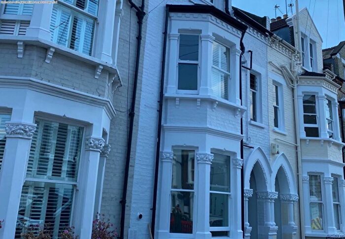 1 Bedroom Flat To Rent In Leathwaite Road, London, SW11