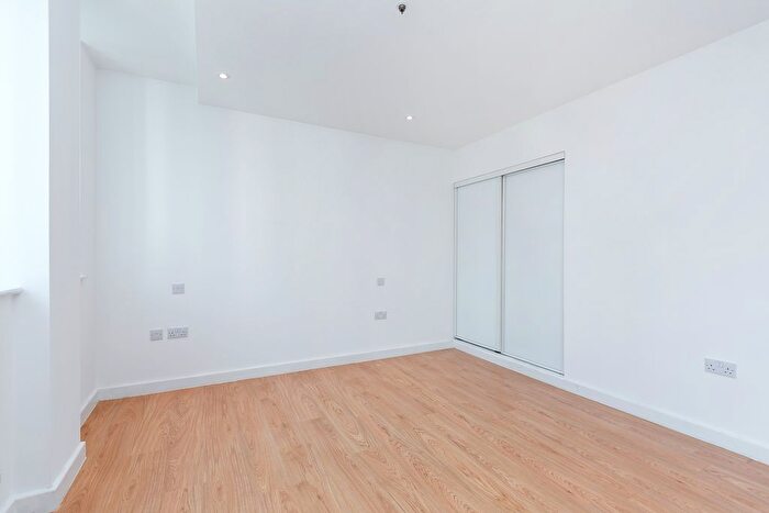 1 Bedroom Flat To Rent In Sydenham Road, Croydon, CR0