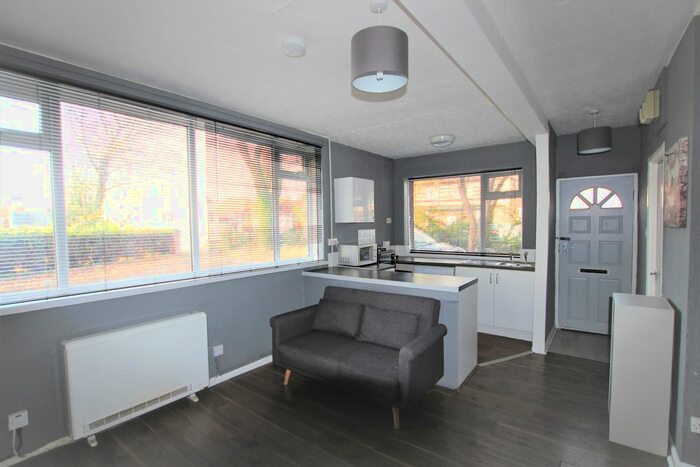 Studio To Rent In Norton Road, Norton TS20