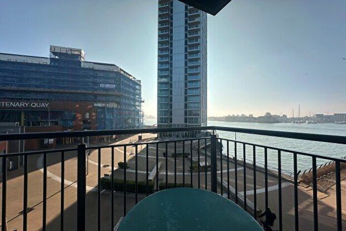 2 Bedroom Flat To Rent In Capstan Road, Southampton, SO19