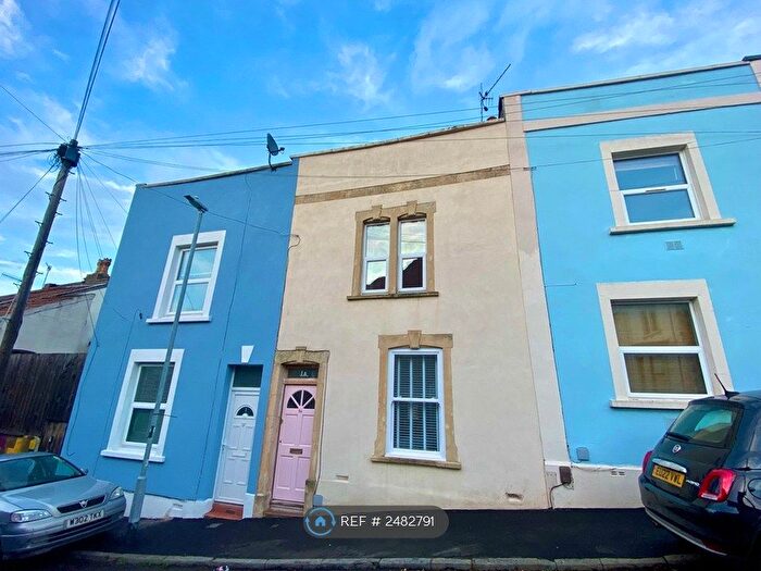 2 Bedroom Terraced House To Rent In Hebron Road, Bristol, BS3