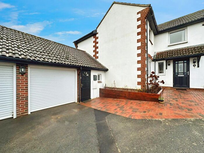 1 Bedroom Apartment To Rent In Falcons Way, Harnham, Salisbury, SP2