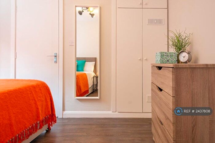 1 Bedroom Flat To Rent In Ash Road, Leeds, LS6