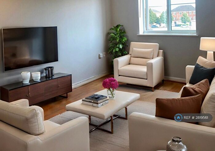 2 Bedroom Flat To Rent In Beaufort Square, Cardiff, CF24