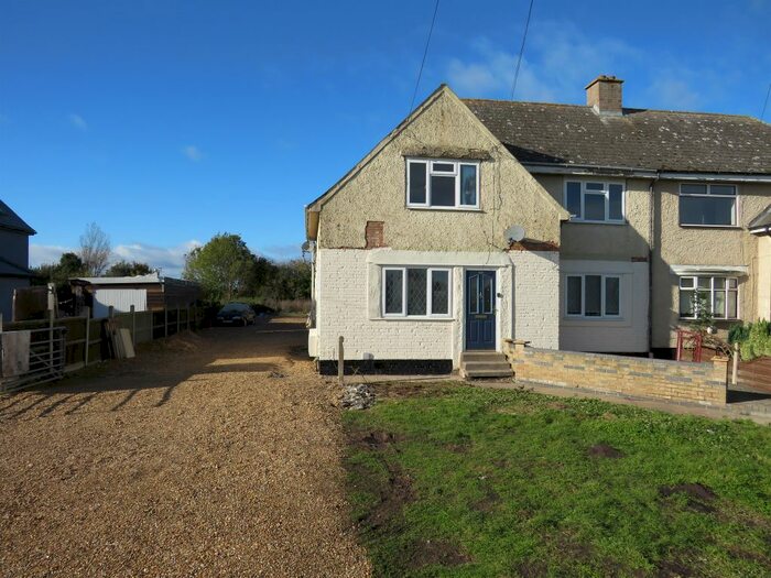 2 Bedroom Flat For Sale In Ugg Mere Court Road, Ramsey, Huntingdon, PE26