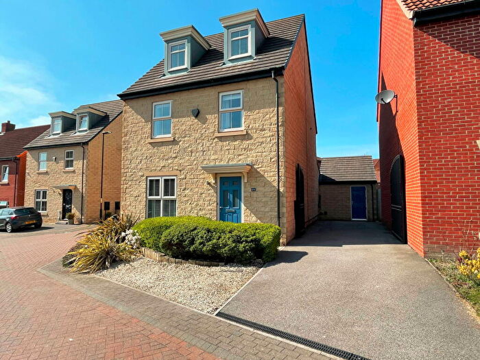 4 Bedroom Detached House For Sale In Bamford Close, Dodworth, Barnsley, S75