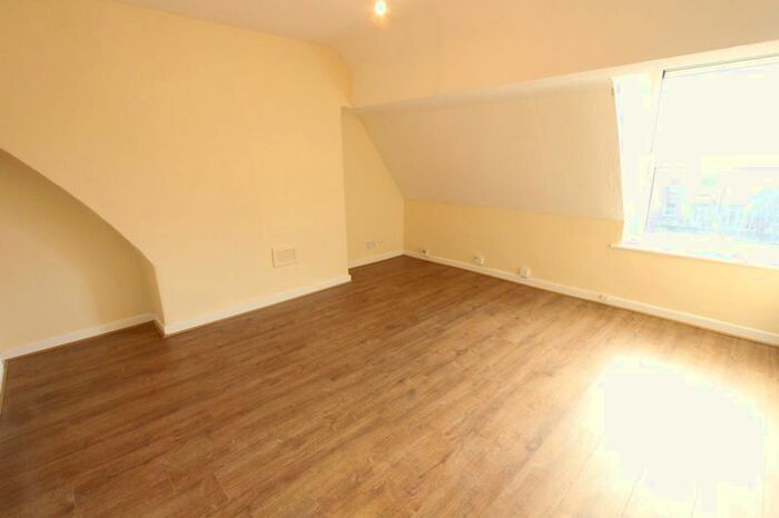 1 Bedroom Flat To Rent In Gordon Road, Seaforth, Liverpool, L21