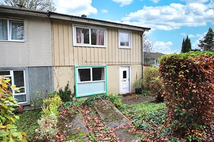 3 Bedroom Semi-Detached House For Sale In Rossington Way, Bitterne, SO18