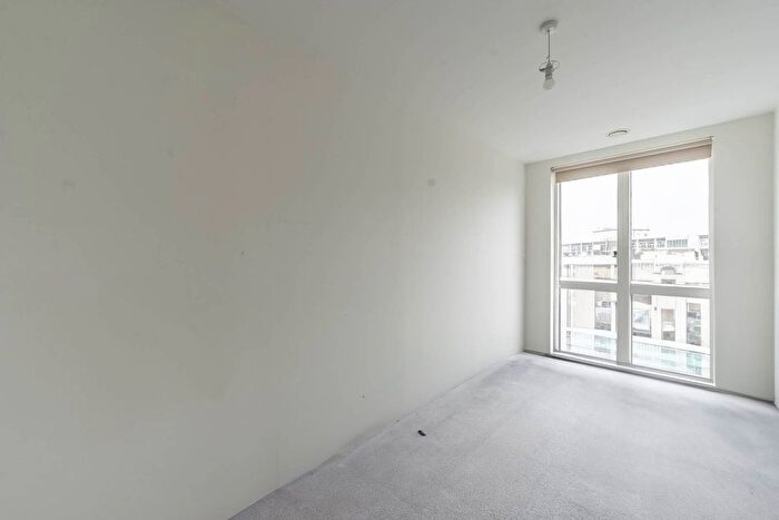 3 Bedroom Flat To Rent In Gayton Road, Harrow, HA1