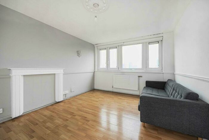 2 Bedroom Apartment To Rent In Central Street, Clerkenwell, EC1V
