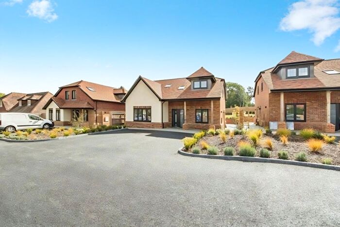 4 Bedroom Detached House To Rent In London Road, Addington, West Malling, ME19