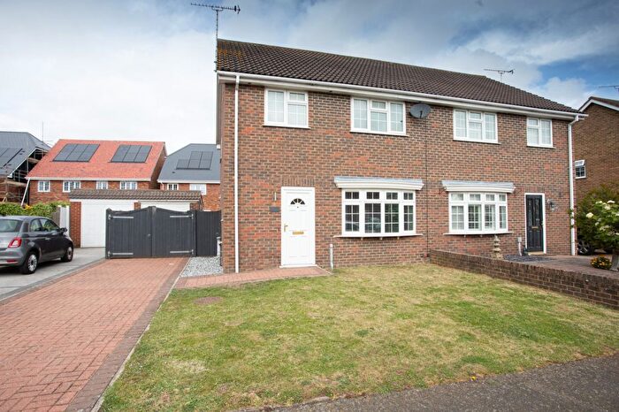3 Bedroom Semi Detached House For Sale In Matthews Close, Deal, CT14