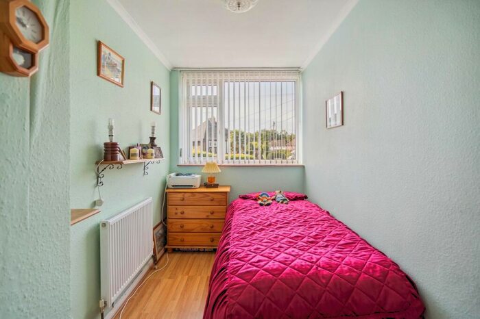 3 Bedroom End Of Terrace House For Sale In Gregory Road, Hedgerley, SL2
