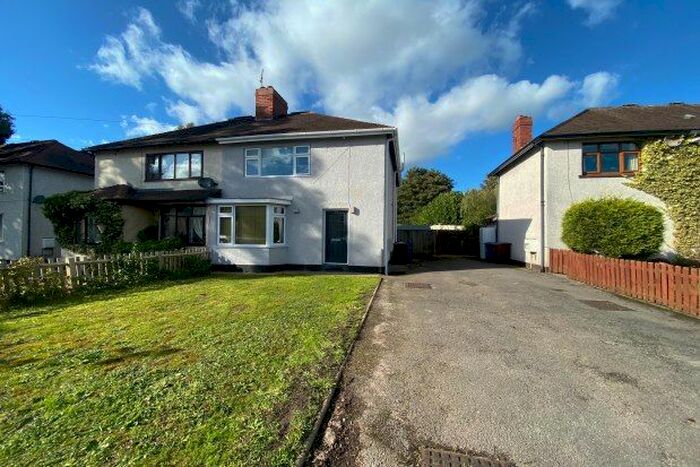 3 Bedroom Semi-Detached House To Rent In Hampton Street, Cannock, WS11