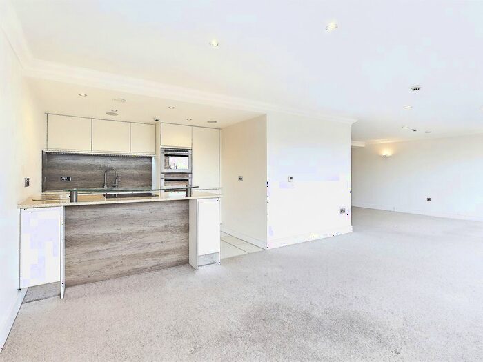 3 Bedroom Flat To Rent In Biba House, St. Saviours Place, York, YO1