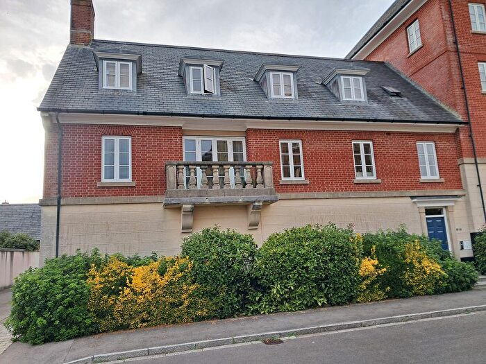 2 Bedroom Flat For Sale In Woodlands Crescent, Dorchester, DT1
