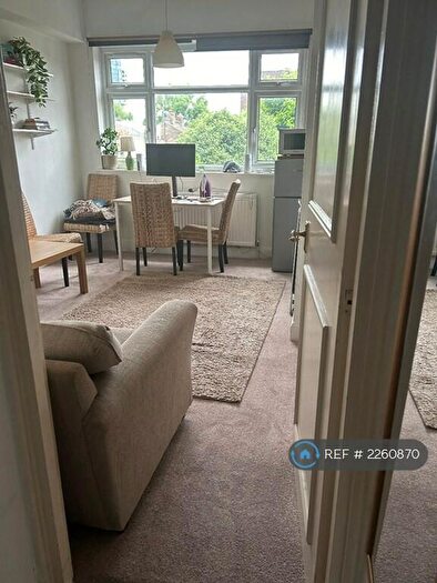 2 Bedroom Flat To Rent In Moray Road, Finsbury Park, N4
