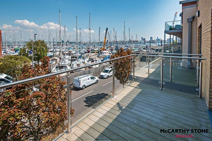 2 Bedroom Apartment For Sale In Viewpoint, Harbour Road, Gosport, PO12
