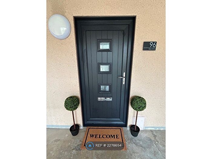 2 Bedroom Flat To Rent In St. Leonards, East Kilbride, Glasgow, G74