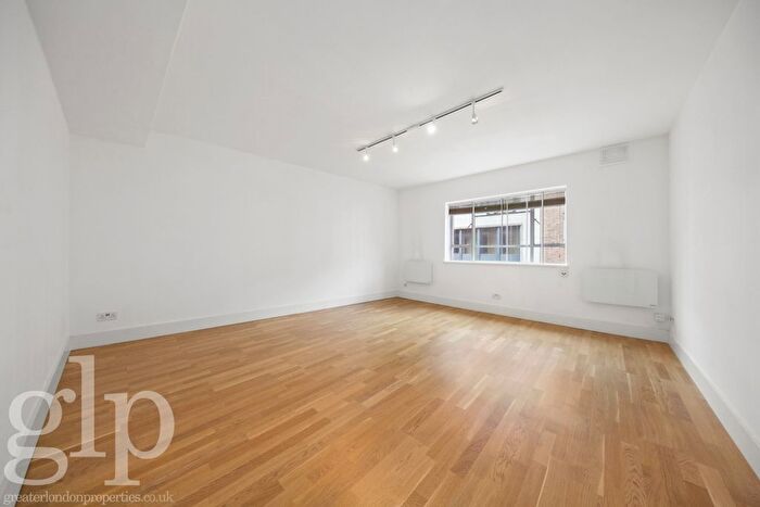 Studio To Rent In Dean Street, London, W1D